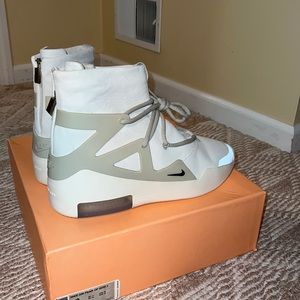 Nike Fear of God Light Bone Size 12, never worn